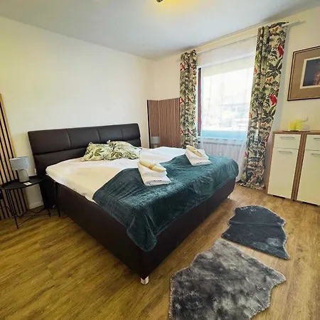 Eifelsuiten - Family & Pet Retreat Wiesbaum