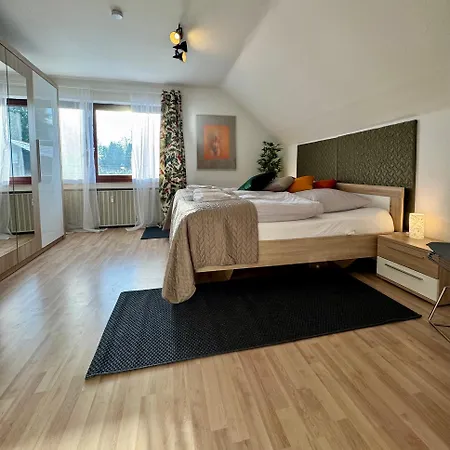 アパート Eifelsuiten - Family & Pet Retreat *