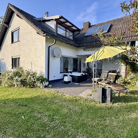 Eifelsuiten - Family & Pet Retreat *