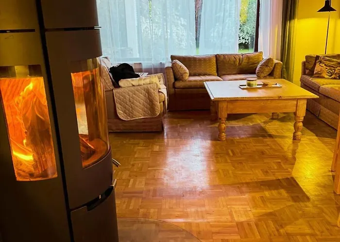 公寓 Eifelsuiten - Family & Pet Retreat